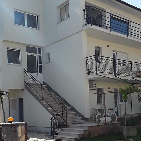 Apartment Mirta 普拉 外观 照片